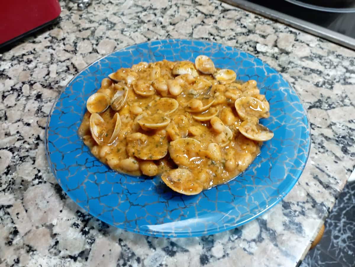 00-Alubias-con-Almejas