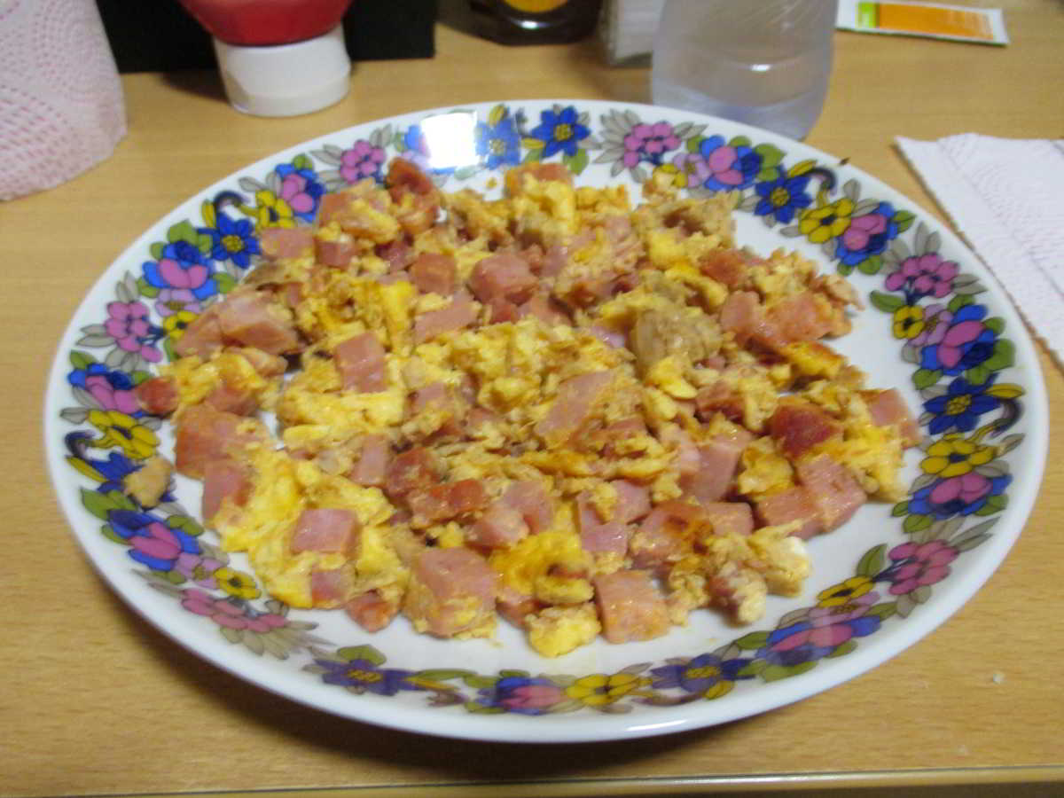icon-Rebuelto-de-Huevos-con-Chorizo,Chopped-y-Atun.jpg