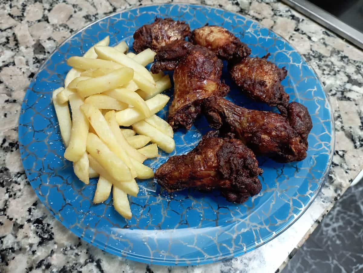 00-01-Alitas-de-Pollo-con-Patatas